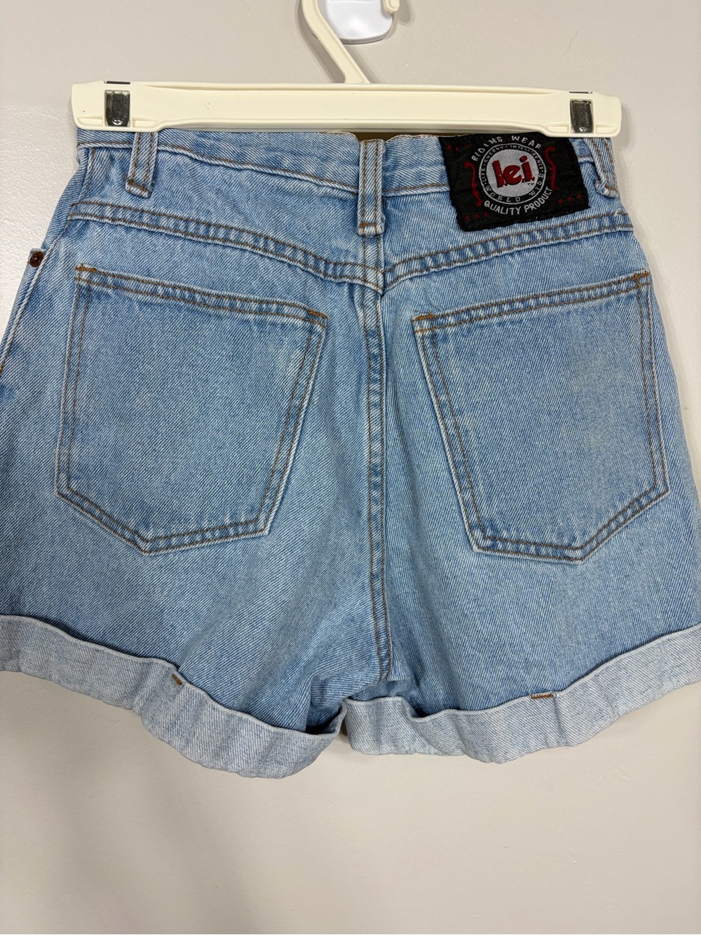 Vintage LEI High Waisted Embroidered Floral Denim Shorts 90s Y2K Mom Style Retro - Picture 4 of 7